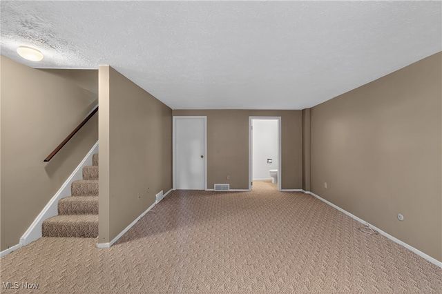 7821 Hills And Dales Road NW C, Massillon, OH 44646