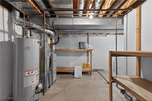 7821 Hills And Dales Road NW C, Massillon, OH 44646