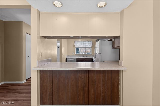 7821 Hills And Dales Road NW C, Massillon, OH 44646