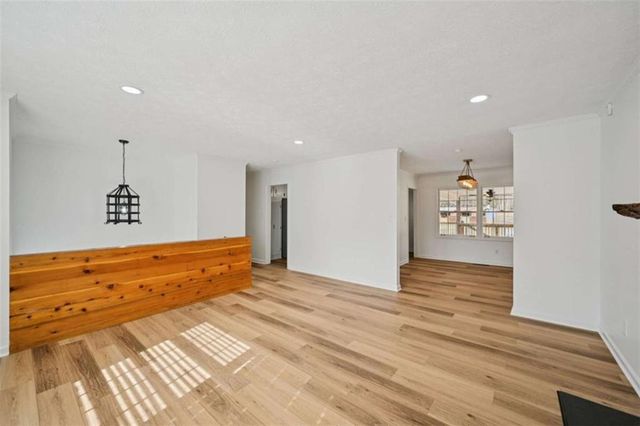 1041 Cooper Lane, Rutledge, GA 30663