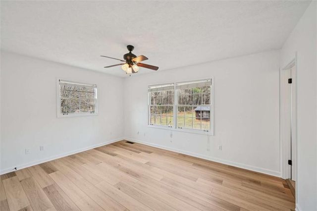 1041 Cooper Lane, Rutledge, GA 30663