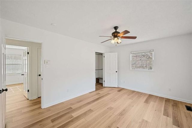 1041 Cooper Lane, Rutledge, GA 30663