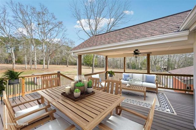 1041 Cooper Lane, Rutledge, GA 30663