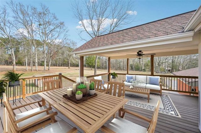 1041 Cooper Lane, Rutledge, GA 30663