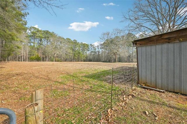 1041 Cooper Lane, Rutledge, GA 30663