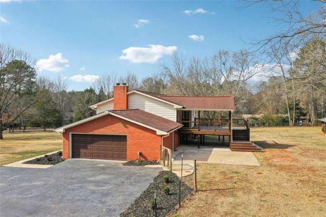1041 Cooper Lane, Rutledge, GA 30663