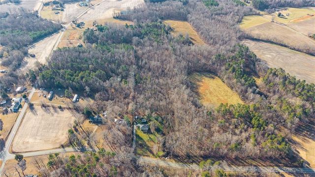 4244 Alamance Church Road, Liberty, NC 27298