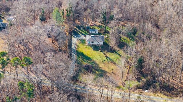 4244 Alamance Church Road, Liberty, NC 27298