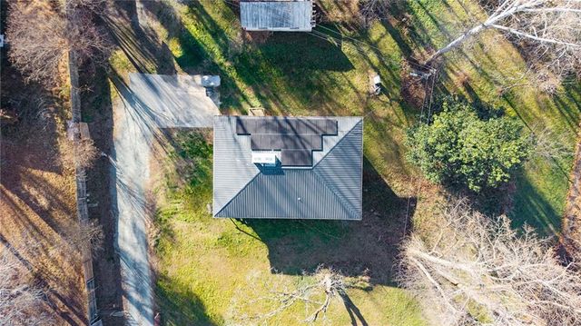 4244 Alamance Church Road, Liberty, NC 27298