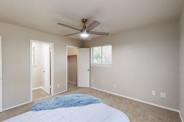 128 SE Gardens Boulevard, Burleson, TX 76028