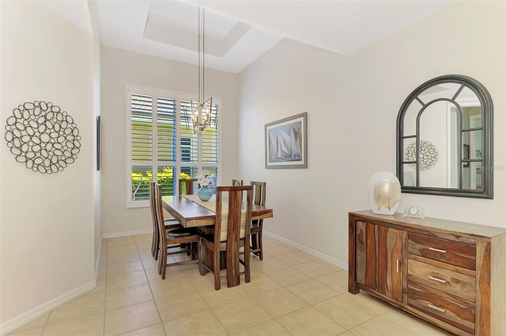 Image 29 of property listing at 2104 MATTAMY COURT, Venice, FL 34292