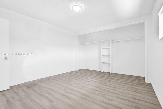 13210 Memorial Hwy 221, North Miami, FL 33161