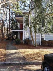 621 Windchase Lane, Stone Mountain, GA 30083