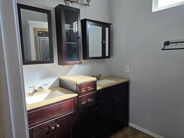 210 N Jefferson Street, San Angelo, TX 76901