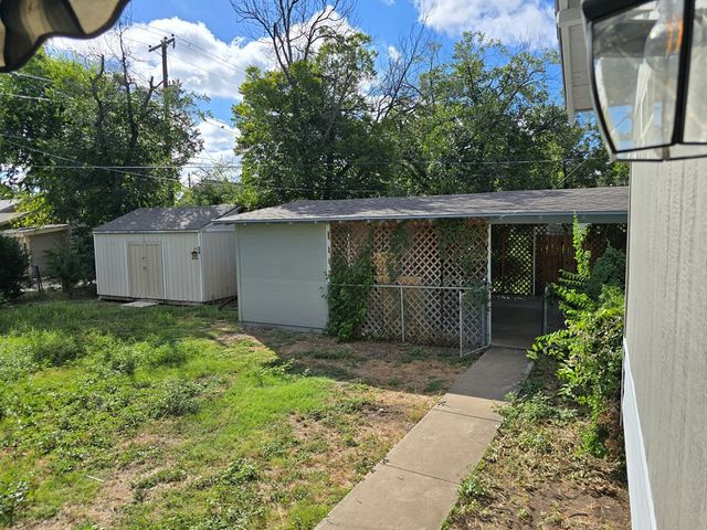 210 N Jefferson Street, San Angelo, TX 76901