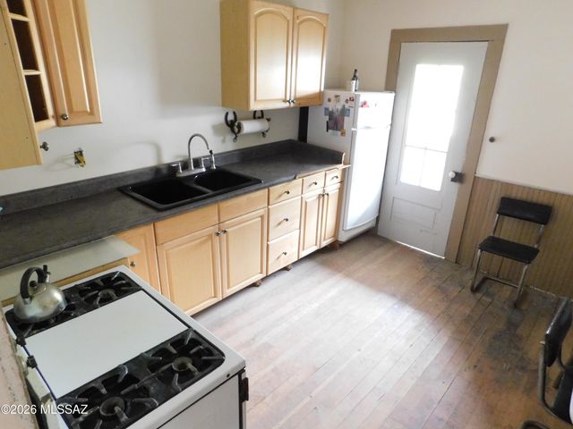 1697 Tombstone Canyon, Bisbee, AZ 85603