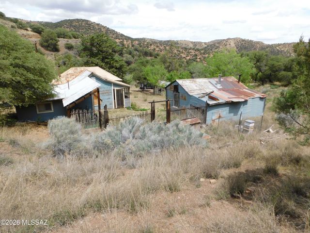1697 Tombstone Canyon, Bisbee, AZ 85603