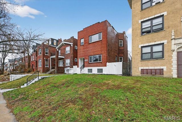 4119 Enright Avenue, St Louis, MO 63108