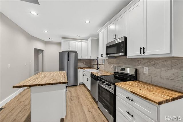 4119 Enright Avenue, St Louis, MO 63108