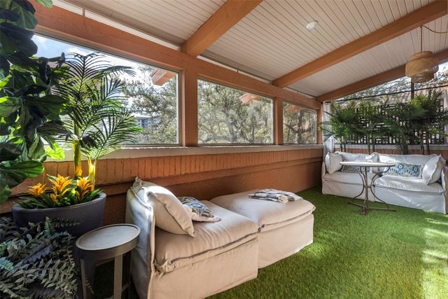 3424 GILLESPIE 5, Dallas, TX 75219