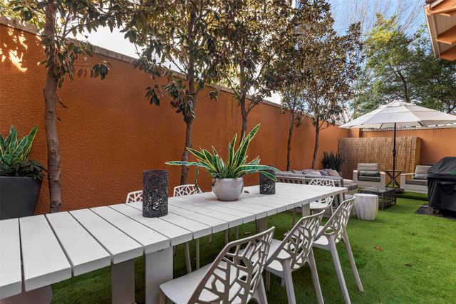 3424 GILLESPIE 5, Dallas, TX 75219