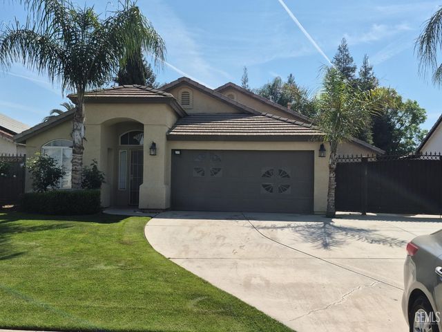 6907 Rush Point Court, Bakersfield, CA 93313