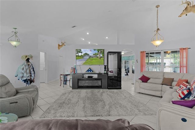 36535 EAGLE DRIVE, Grand Island, FL 32735