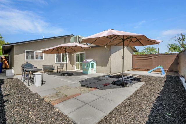 901 Wilma Dr, Modesto, CA 95351