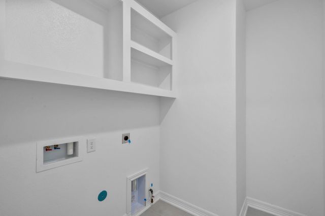 32034 Sweet Pea Meadows Drive, Hockley, TX 77447