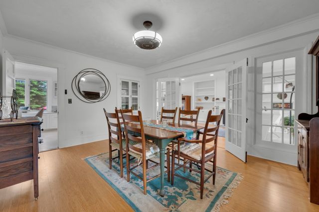 26 Nelson Pl, Worcester, MA 01605