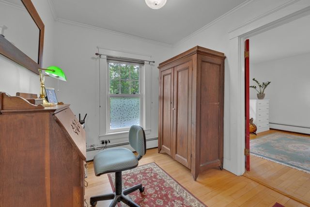 26 Nelson Pl, Worcester, MA 01605