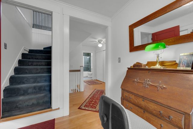26 Nelson Pl, Worcester, MA 01605