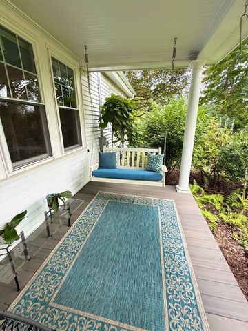 26 Nelson Pl, Worcester, MA 01605
