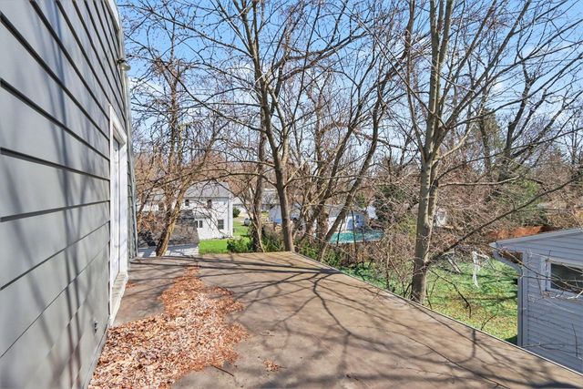 1332 Manor Street, Kalamazoo, MI 49006
