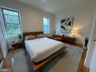 1934 GREEN ST #2F, Philadelphia, PA 19130