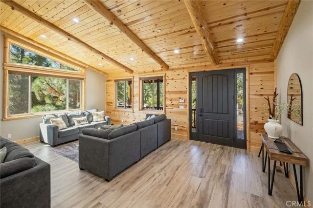 1658 Tuolumne Road, Big Bear City, CA 92314