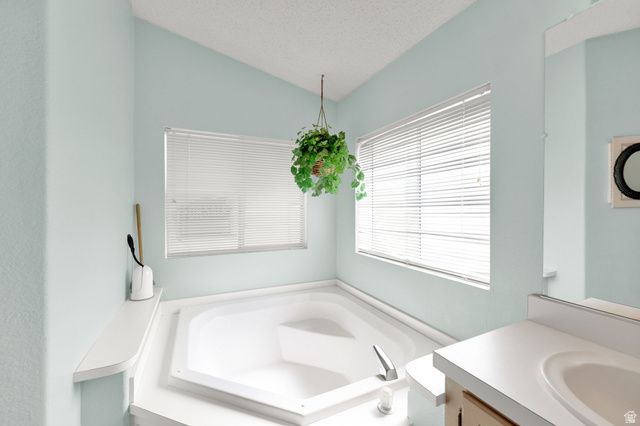 2866 S HAMPTON PARK DR, West Valley City, UT 84119