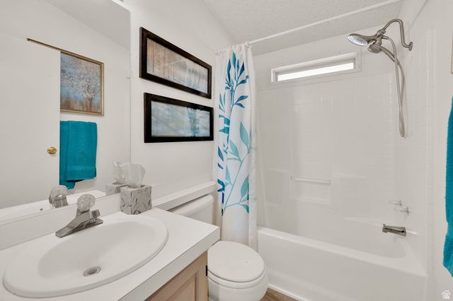 2866 S HAMPTON PARK DR, West Valley City, UT 84119