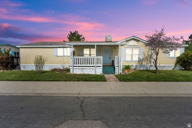 2866 S HAMPTON PARK DR, West Valley City, UT 84119