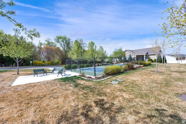 2866 S HAMPTON PARK DR, West Valley City, UT 84119