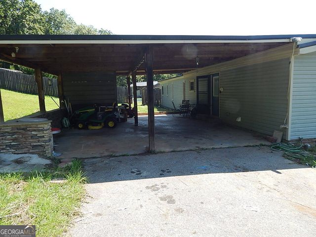 1812 Pickard Road, Thomaston, GA 30286