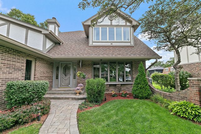 570 Sandpebble Drive, Schaumburg, IL 60193