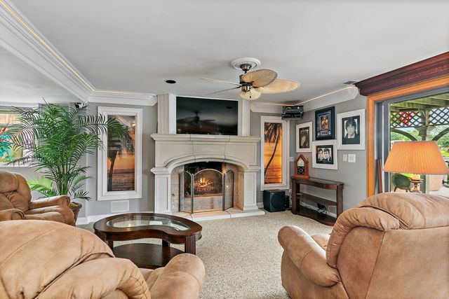 570 Sandpebble Drive, Schaumburg, IL 60193