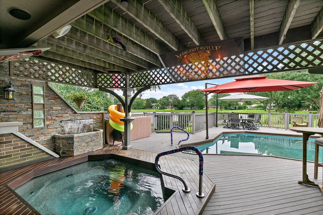 570 Sandpebble Drive, Schaumburg, IL 60193