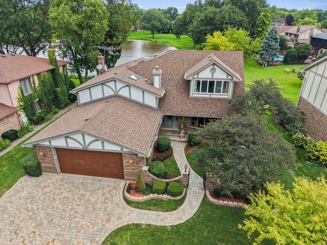 570 Sandpebble Drive, Schaumburg, IL 60193