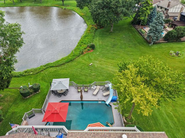 570 Sandpebble Drive, Schaumburg, IL 60193