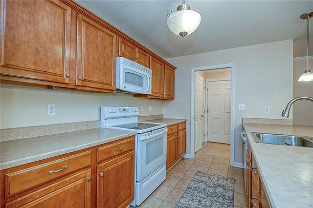 7015 Stefano Dr, Delmont, PA 15626