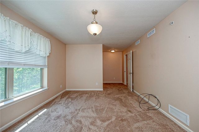 7015 Stefano Dr, Delmont, PA 15626