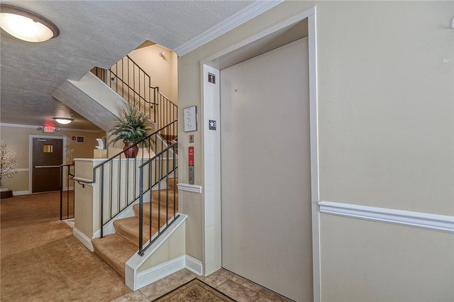7015 Stefano Dr, Delmont, PA 15626