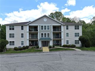7015 Stefano Dr, Delmont, PA 15626